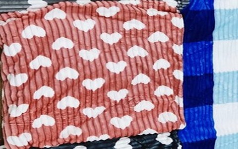 تصویر 3 از پتو کرکره ای قلبی فانتزی شیک